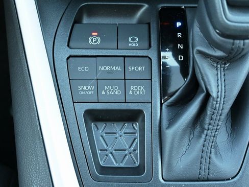 New 2025 Toyota RAV4 LE image 21