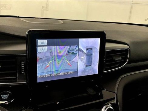 Used 2023 Ford Explorer ST-Line image 21