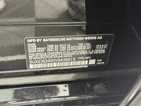 Used 2027 BMW X7 xDrive40i AWD/4WD image 24