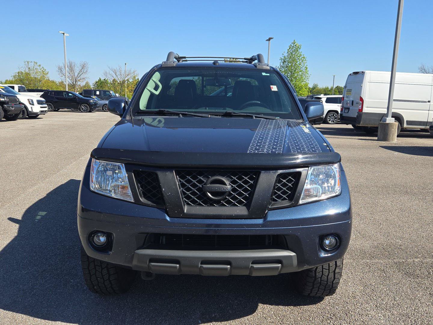 Used 2019 Nissan Frontier PRO-4X w/ Pro-4x Luxury Package AWD/4WD image 2