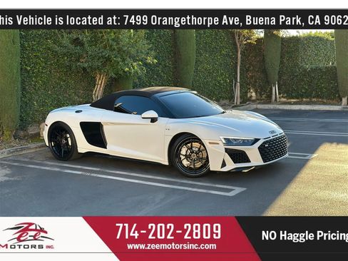 Used 2020 Audi R8 V10 w/ 20" Wheel Package image 2