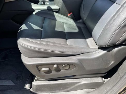 Used 2023 Chevrolet Tahoe LT image 21