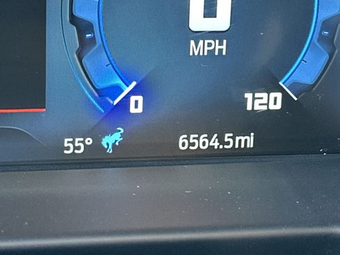 Used 2025 Ford Bronco Badlands image 28