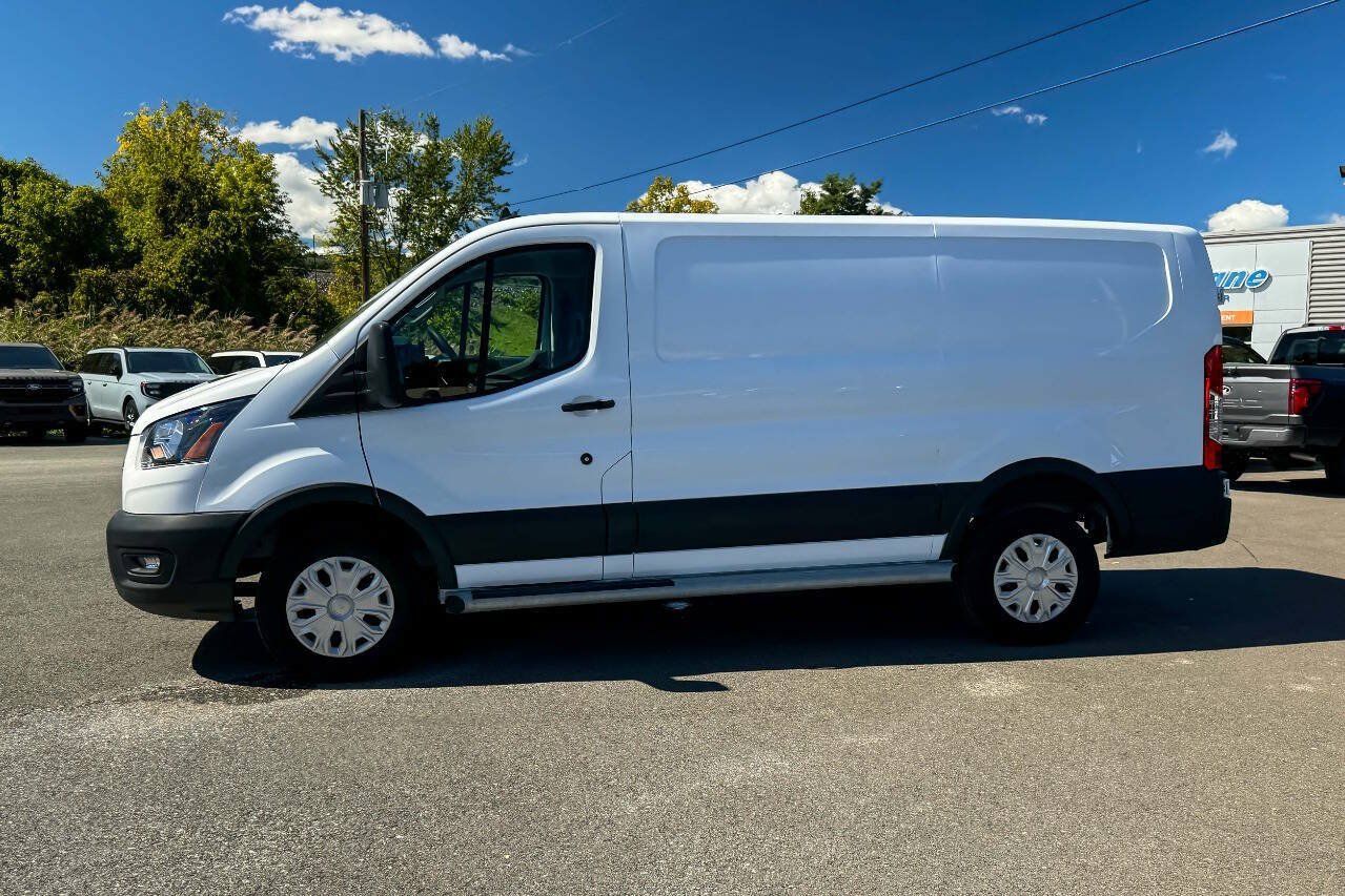 Used 2025 Ford Transit 250 Low Roof w/ Exterior Upgrade Package RWD image 6