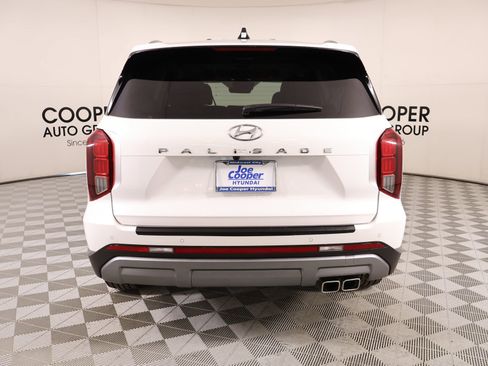 Certified 2025 Hyundai Palisade SEL image 23