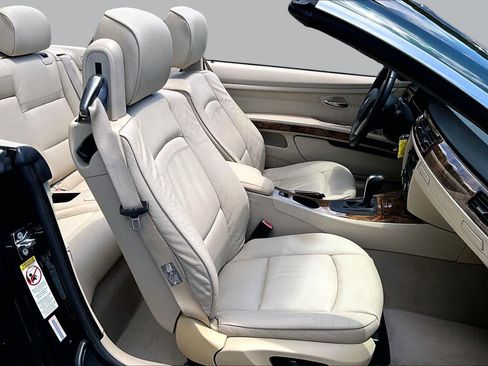 Used 2008 BMW 335i Convertible RWD image 8