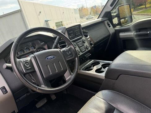 Used 2015 Ford F250 Lariat w/ Lariat Ultimate Package image 14