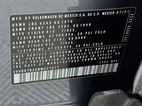 Used 2022 Volkswagen Taos SE FWD image 12