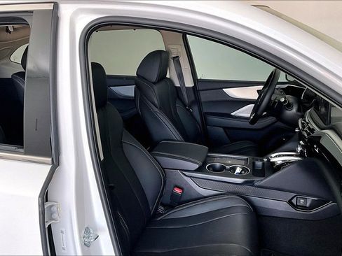 Used 2026 Acura MDX w/ Technology Package image 10