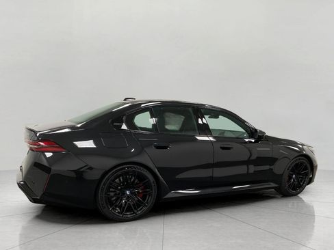 New 2026 BMW M5 w/ Carbon Package image 2