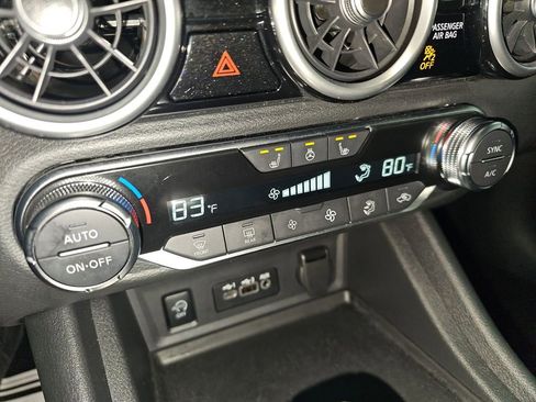 Used 2025 Nissan Sentra SV w/ All-Weather Package image 38