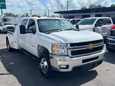 Used 2014 Chevrolet Silverado 3500 LTZ w/ LTZ Plus Package AWD/4WD image 3
