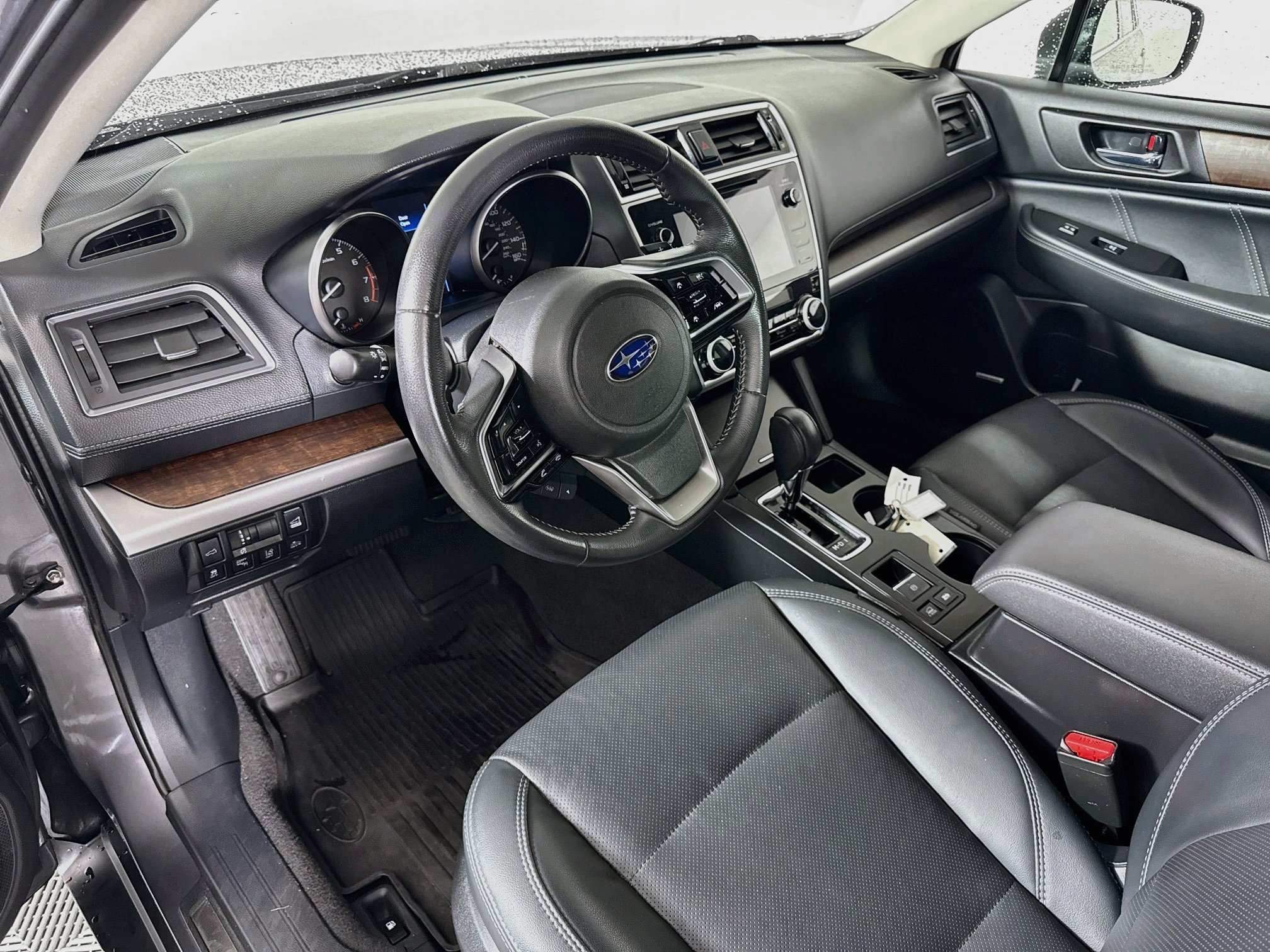 Used 2019 Subaru Outback 3.6R Limited AWD/4WD image 9