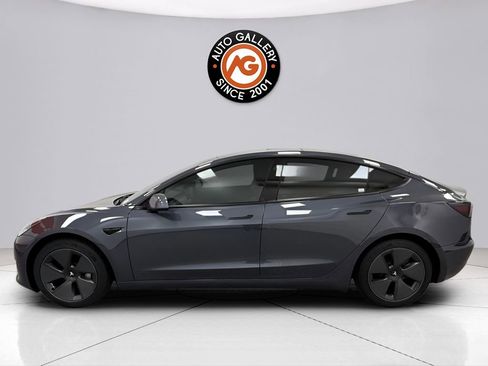 Used 2021 Tesla Model 3 Standard Range Plus RWD image 6
