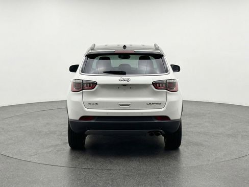 Used 2025 Jeep Compass Limited image 7