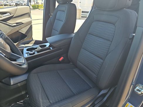 New 2026 Chevrolet Equinox LT FWD image 14
