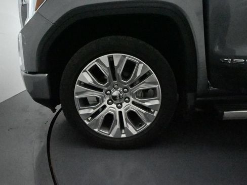 Used 2021 GMC Sierra 1500 Denali w/ Denali Ultimate Package AWD/4WD image 8