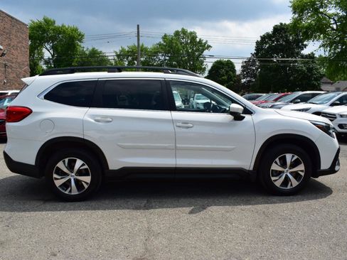 Used 2024 Subaru Ascent Premium w/ Convenience Package AWD/4WD image 5