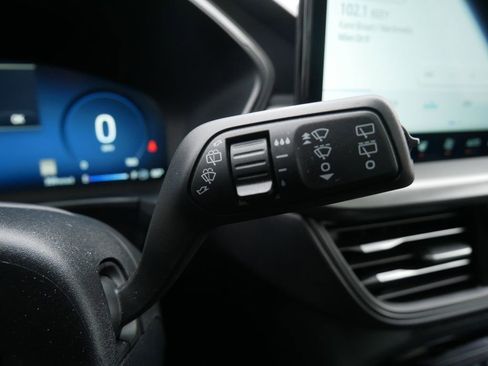 New 2025 Ford Escape Active w/ Active Premium Tech Pack AWD/4WD image 30