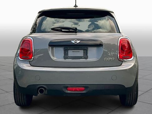 Used 2016 MINI Cooper 2-Door Hardtop image 4