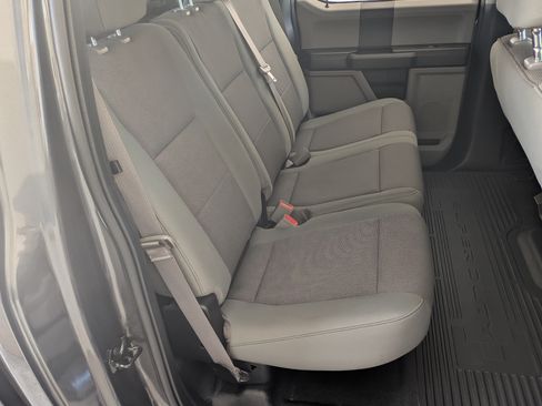 Used 2018 Ford F250 XL w/ Power Equipment Group AWD/4WD image 19