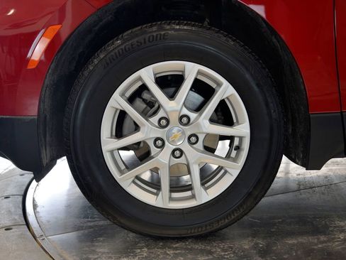 Used 2023 Chevrolet Equinox LT image 10
