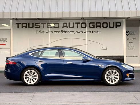 Used 2016 Tesla Model S 75 RWD image 5