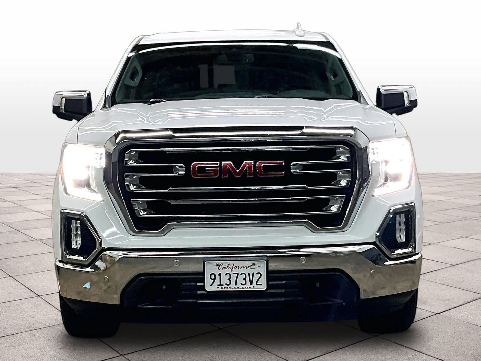 Used 2019 GMC Sierra 1500 SLT w/ SLT Premium Plus Package AWD/4WD image 3