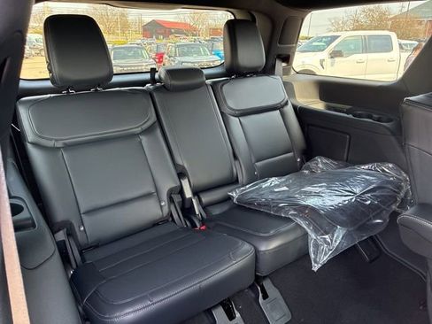 New 2026 Ford Expedition Platinum w/ Stealth Performance Package AWD/4WD image 34