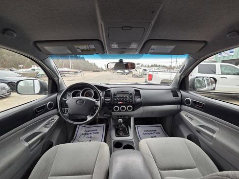 Used 2011 Toyota Tacoma V6 4x4 4dr Double Cab 5.0 ft S image 20