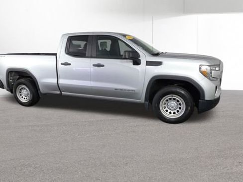 Used 2019 GMC Sierra 1500 4x4 Double Cab w/ Convenience Package image 2