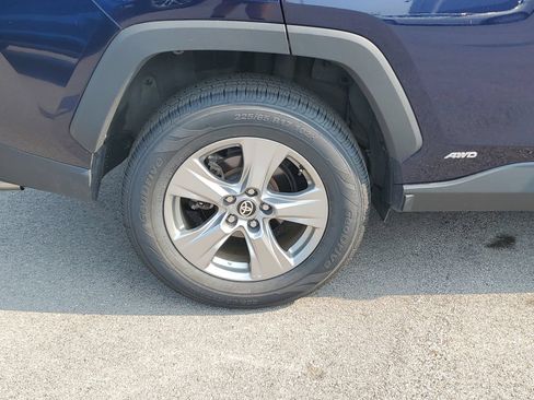 Certified 2024 Toyota RAV4 XLE AWD/4WD image 5