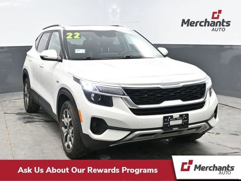 Used 2022 Kia Seltos EX image 1
