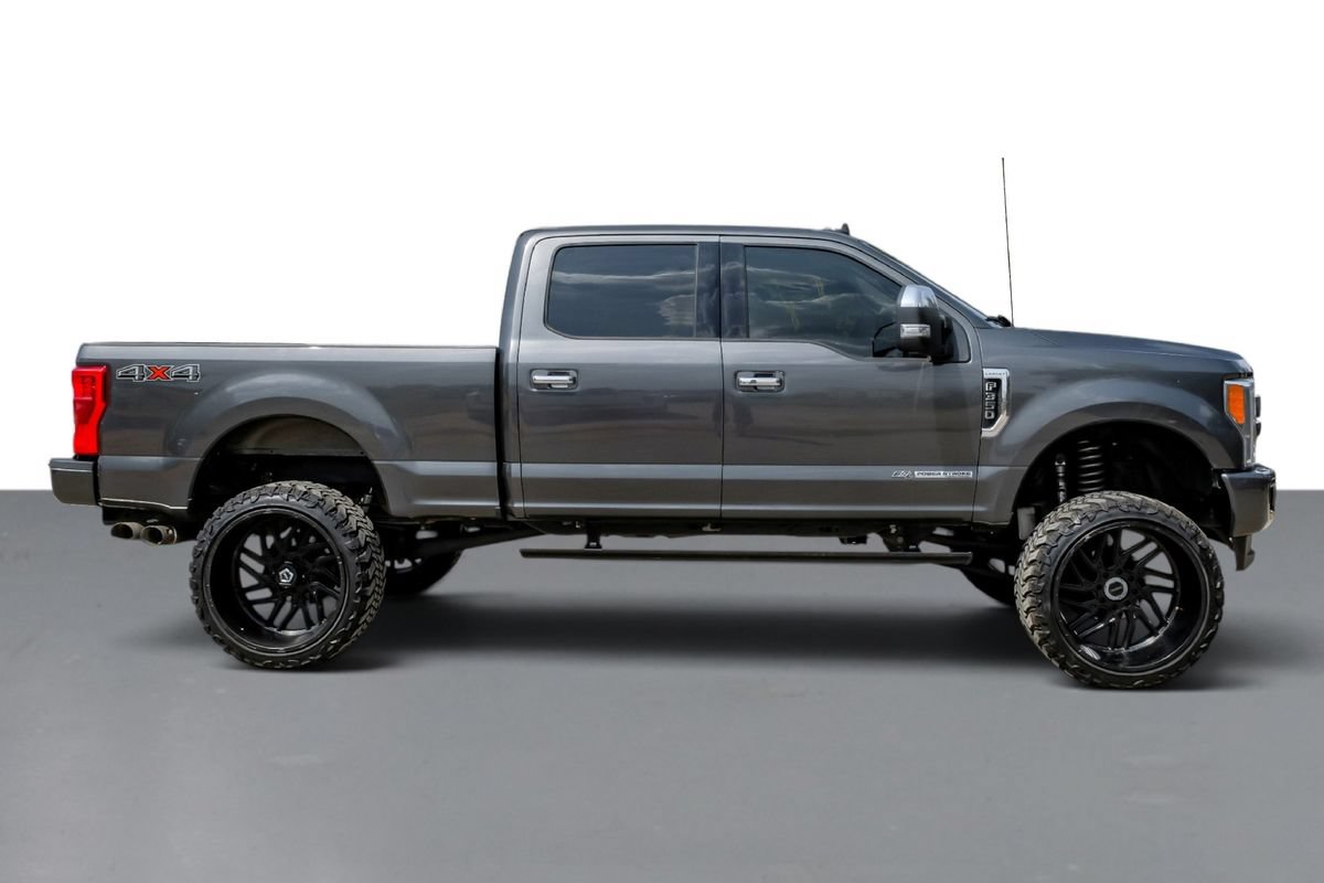 Used 2019 Ford F350 Lariat w/ Lariat Ultimate Package AWD/4WD image 5