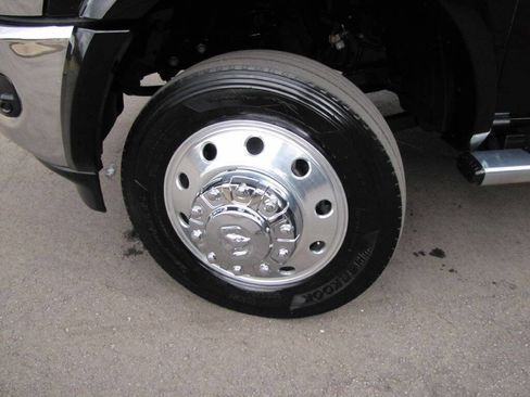 Used 2024 RAM 4500 SLT w/ Quick Order Package 2YG SLT image 24