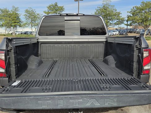 Used 2021 Nissan Titan PRO-4X w/ Pro-4x Utility Package image 24
