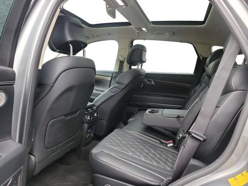 Used 2024 Genesis GV80 3.5T w/ Prestige Package AWD/4WD image 30