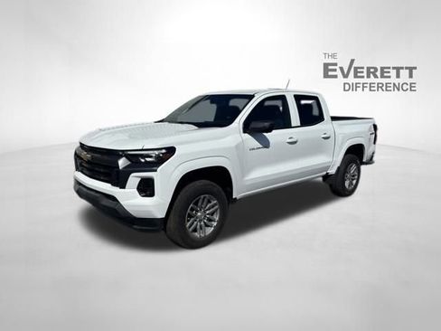 New 2026 Chevrolet Colorado LT w/ LT Convenience Package AWD/4WD image 3