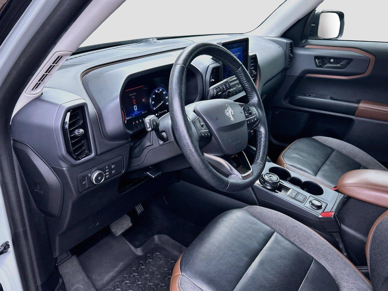 Used 2021 Ford Bronco Sport Outer Banks w/ Outer Banks Package AWD/4WD image 28