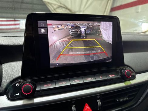 Used 2023 Kia Forte LXS image 28