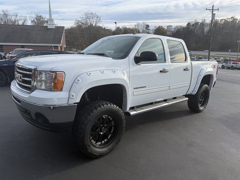 Used 2013 GMC Sierra 1500 SLE w/ Power Tech Package AWD/4WD image 1