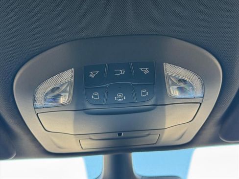 New 2026 Chrysler Pacifica Select AWD/4WD image 17