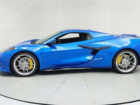 New 2025 Chevrolet Corvette Z06 w/ Chrome Exterior Badge Package image 2