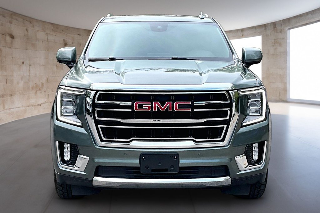 Used 2023 GMC Yukon SLT AWD/4WD image 4