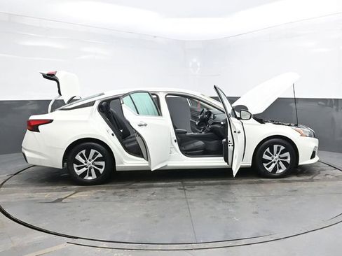 Used 2021 Nissan Altima 2.5 S image 39