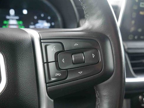 Used 2023 GMC Yukon XL SLE w/ Gmc Pro Safety Plus Package AWD/4WD image 37