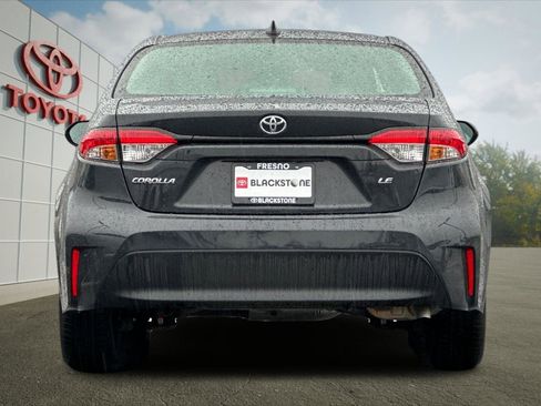 Certified 2025 Toyota Corolla LE image 4