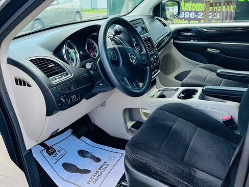 Used 2014 Dodge Grand Caravan SXT FWD image 5