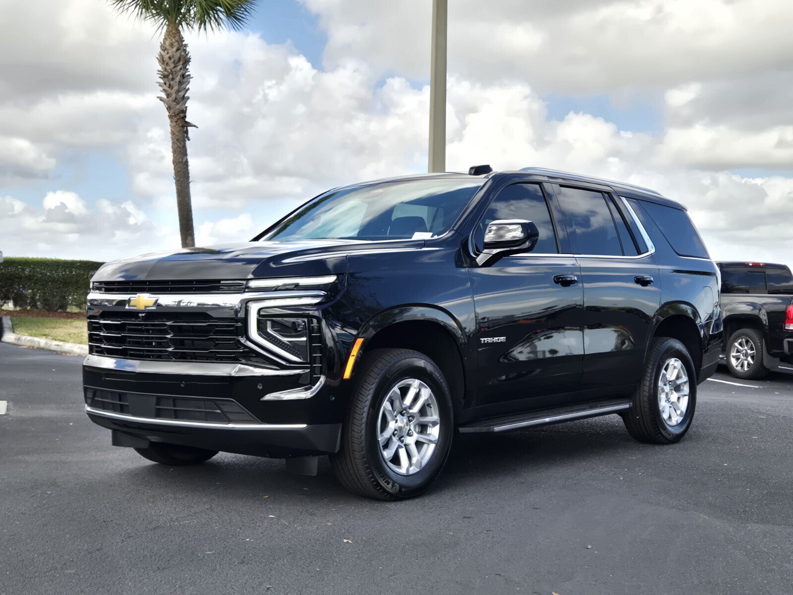 New 2026 Chevrolet Tahoe LS w/ Max Trailering Package RWD image 2