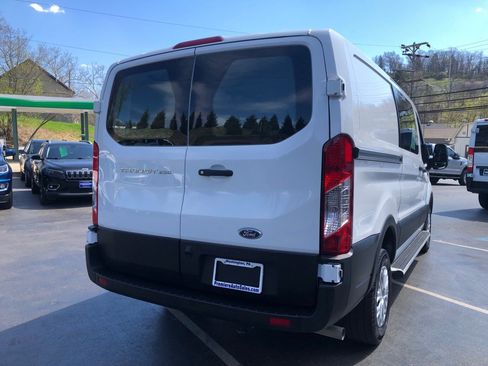 Used 2024 Ford Transit 250 Low Roof w/ Exterior Upgrade Package RWD image 4